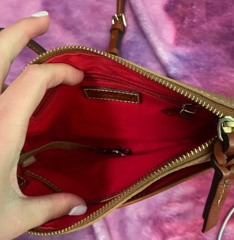 Crossbody Tan - Image 4