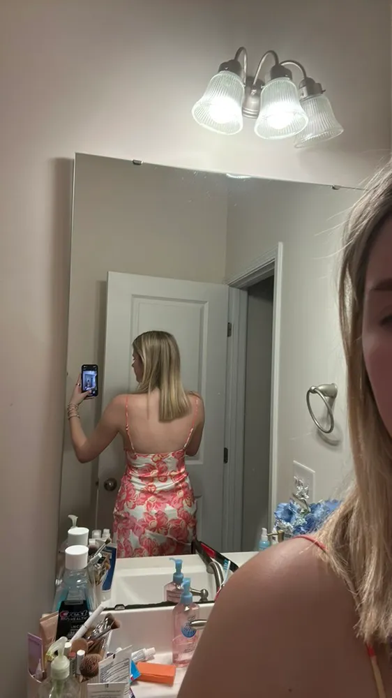 Boutique dress - Image 4