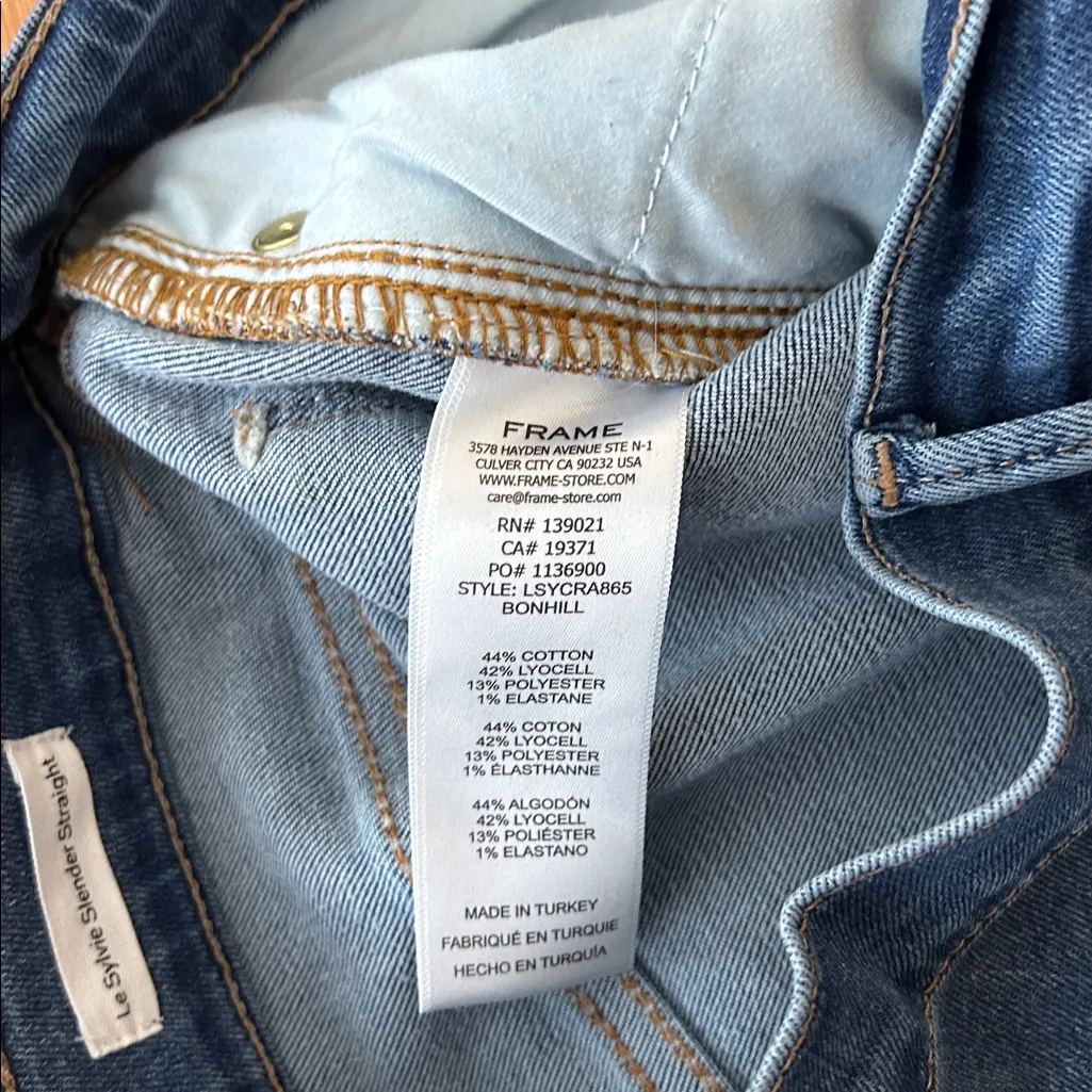 FRAME Le Sylvie Slender Straight Jeans - Image 6