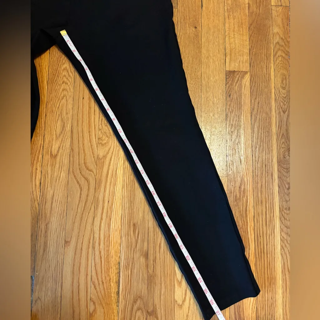 Andrew Marc  Black Cropped Pants - Image 8