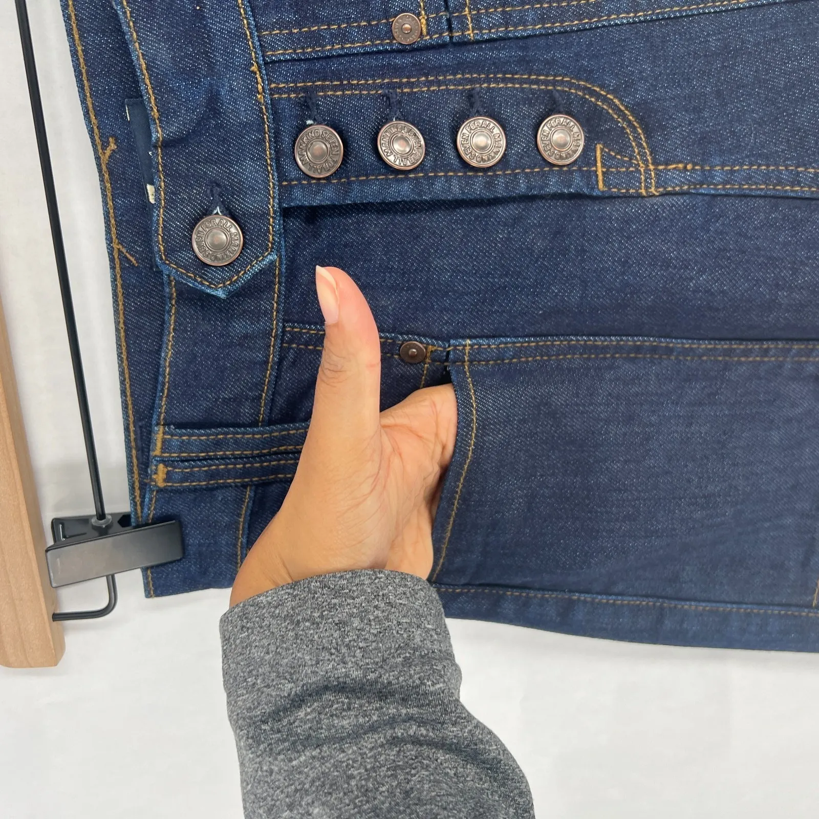 7 for All Mankind Jeans Womens 24 Blue Denim Dark Wash High Rise Bootcut Leg - Image 3