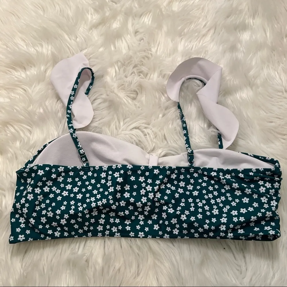 Bikini Top Dark Green White Floral Ruffle Size 4X - Image 9