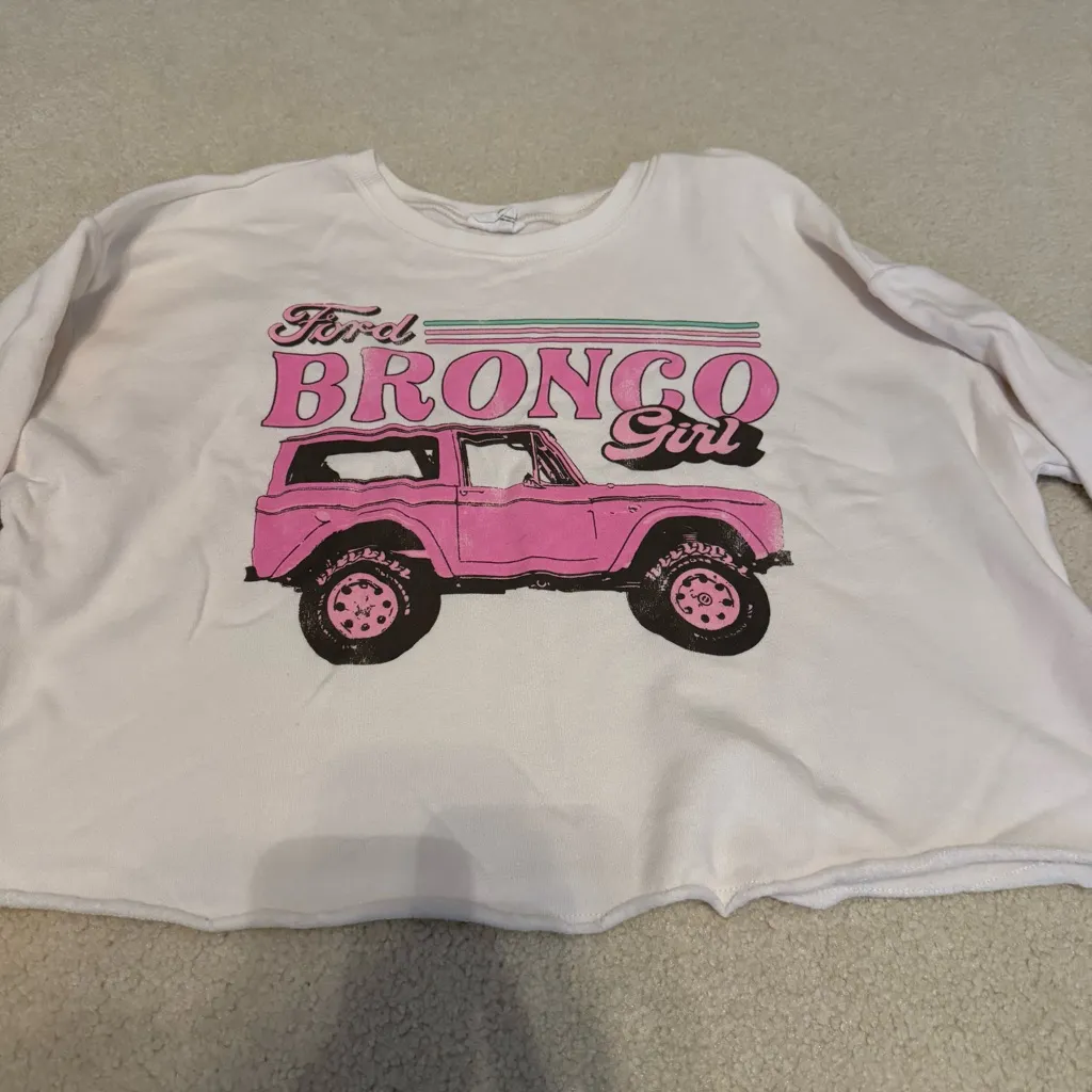 Ford Bronco Girl Pink and White Cropped Sweater. Ford Licensed Product - Image 5