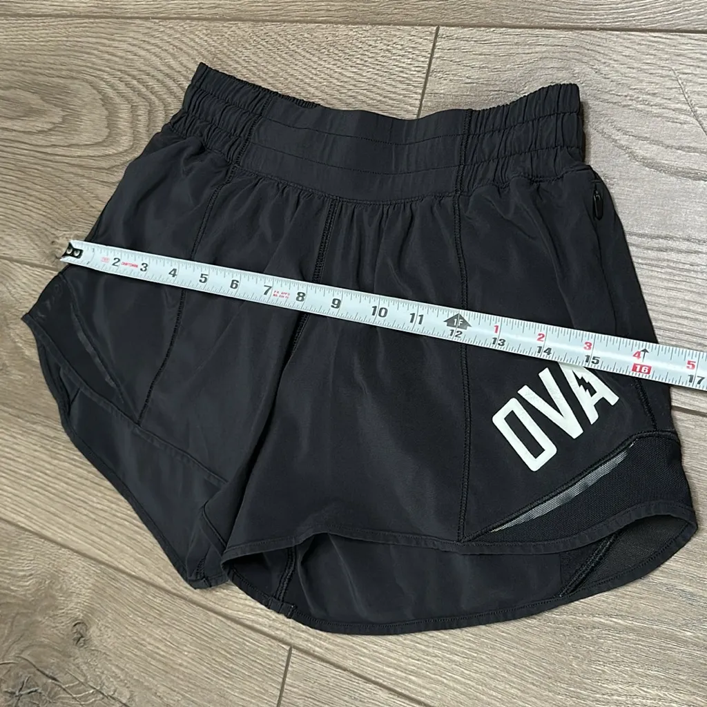 Lululemon Hotty Hot Short 4" Black  Running Shorts OVA‎ Logo Size 4 Tall - Image 8