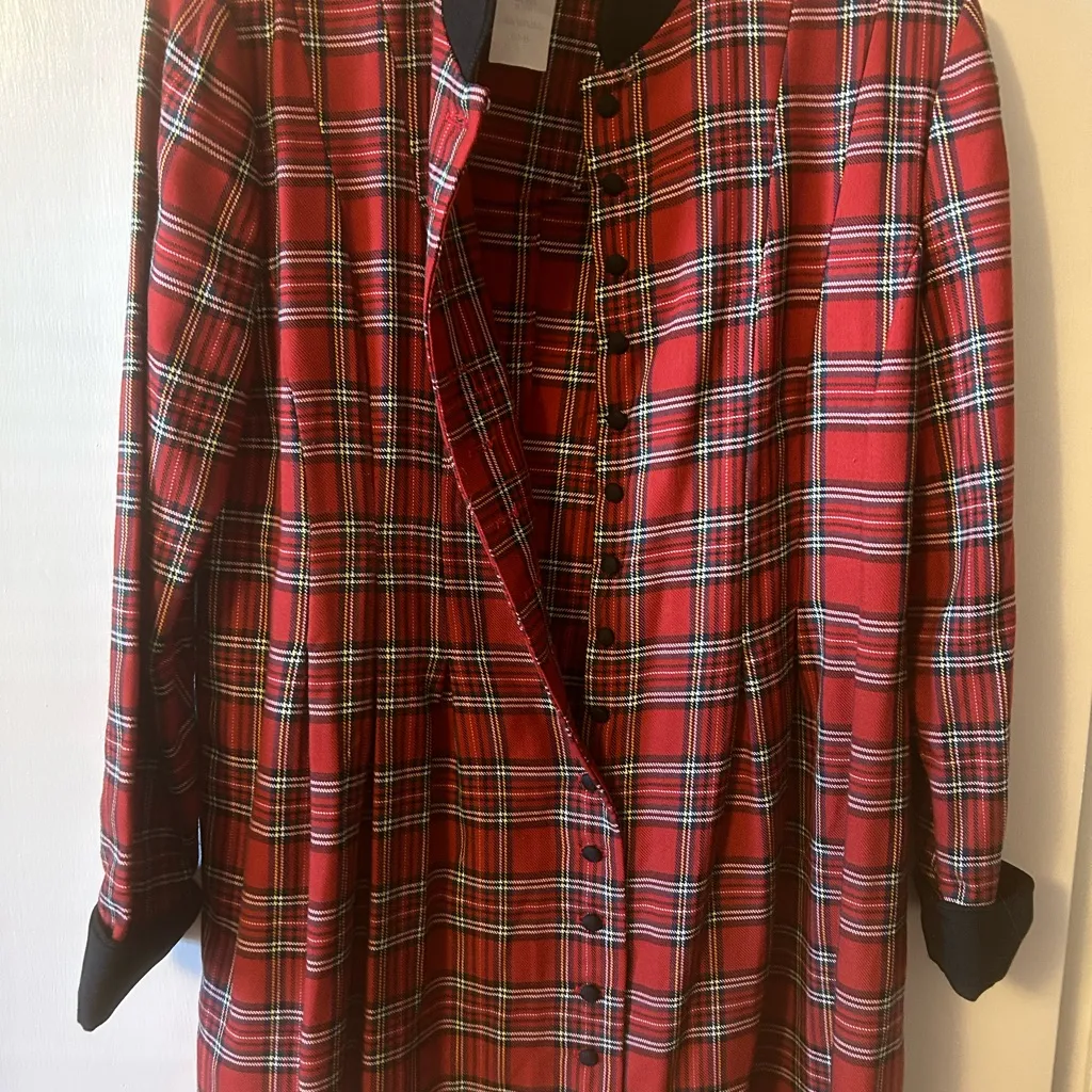 Vintage women’s Orvis one piece plaid dress. Size 14. Used in good condition. - Image 4