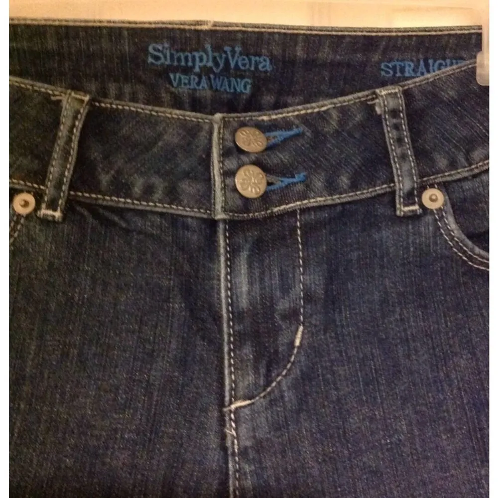 Womens Simply Vera by Vera Wang Medium Wash Straight Leg Cropped Jeans Size 2 - Image 2