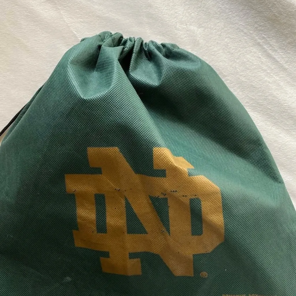 Notre Dame forest green and gold drawstring bag - Image 2