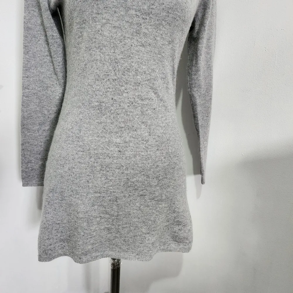 Valerie Bertinelli Grey Angora Wool Blend Scoop Neck Tunic Sweater - Image 3