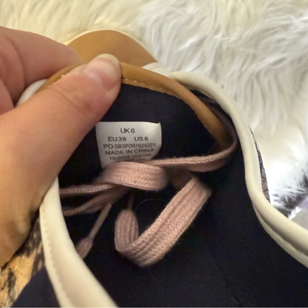 Joules Snake Print Sneakers Women’s Size 8 US / 39 EU Casual Lace Up White - Image 3