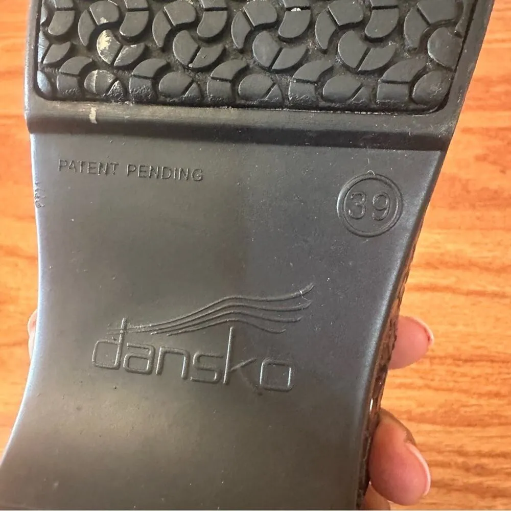 Dansko Professional Clogs sz 39 Abstract print sz US 8.5/9 Slip On Nursing Shoes - Image 3