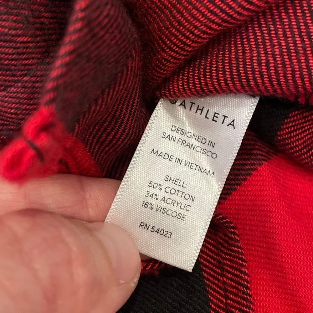Athleta buffalo plaid button down, oversized shirt, extra small ￼ - Image 4
