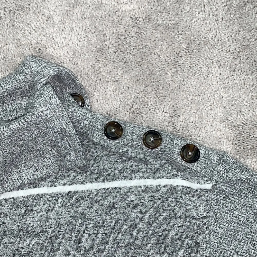 Maurices 24/7 Cowl Button Neck Gray Striped Sweater Sz S - Image 4