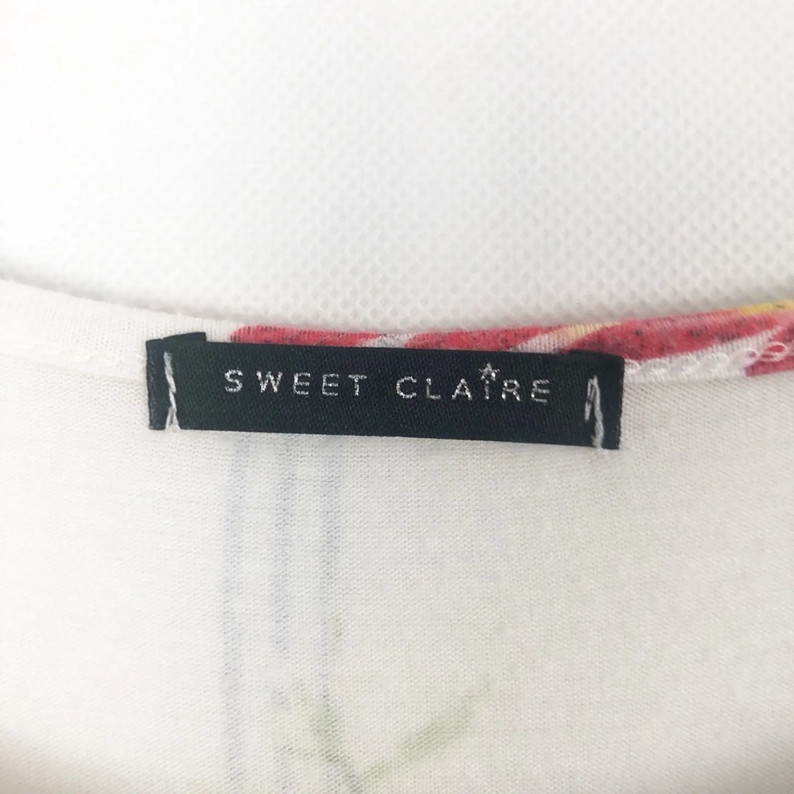 Sweet Claire Plunge Twist Floral Short Sleeve Top - Image 2