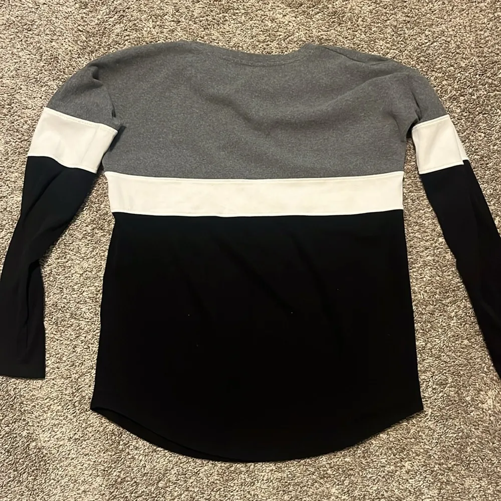 Movemama Varsity Dual Zip‎ Breastfeeding Long Sleeve Small Black Size undefined - Image 6