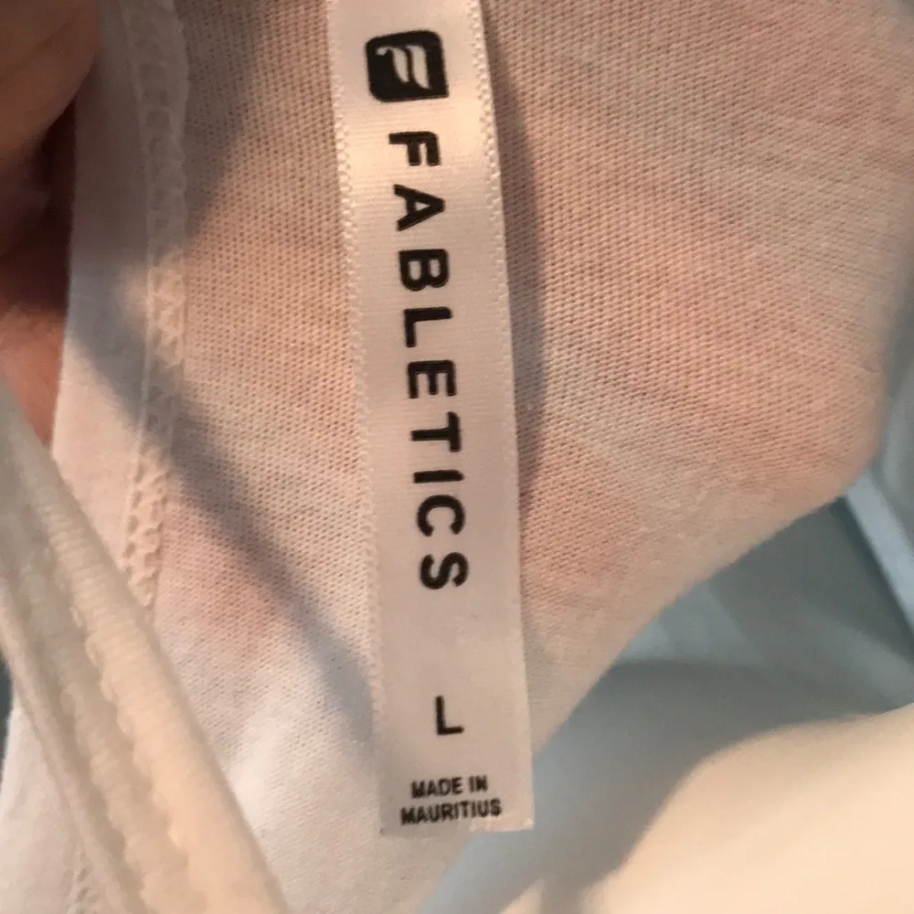 Fabletics White cut out tank top size large - Image 5