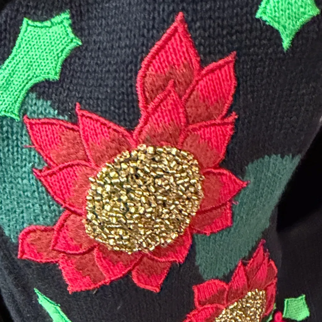 Bechamel Festive Floral Zip - Image 3