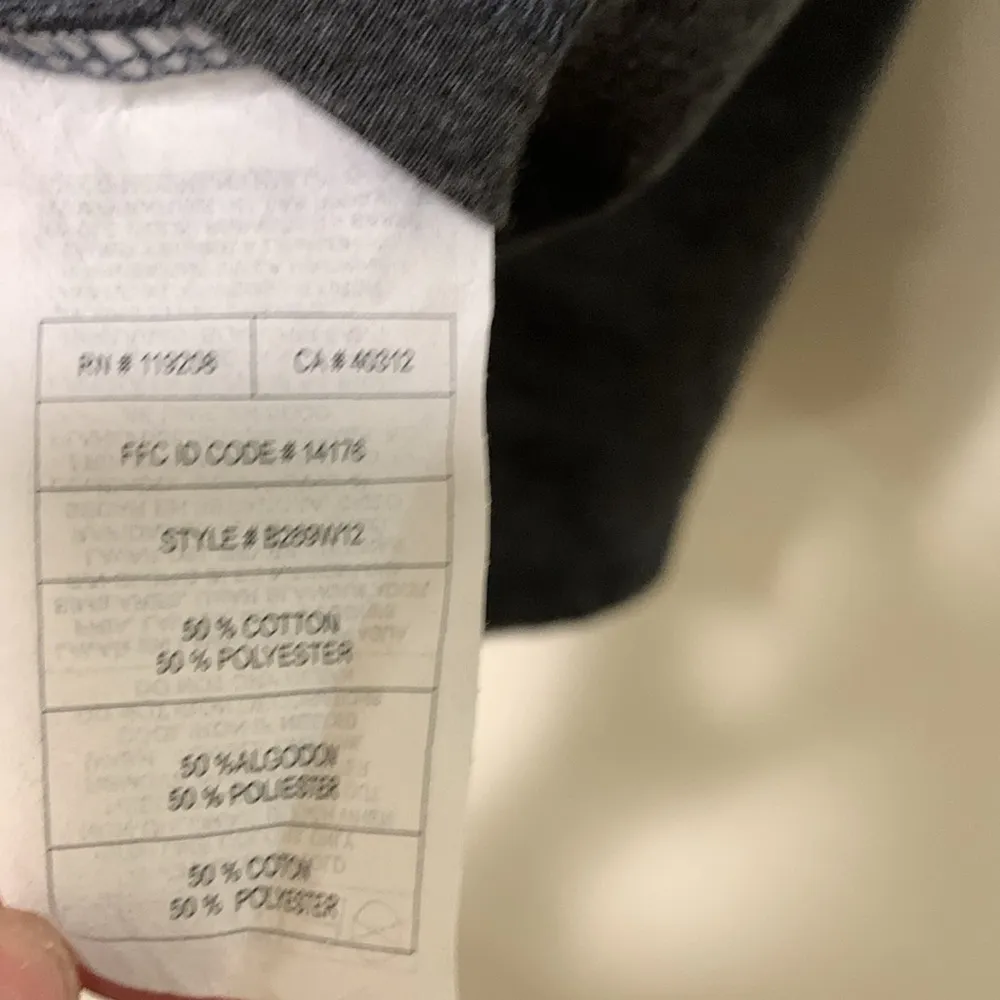 Adidas Vanderbilt University woman hooded shirt v neck size XL - Image 5