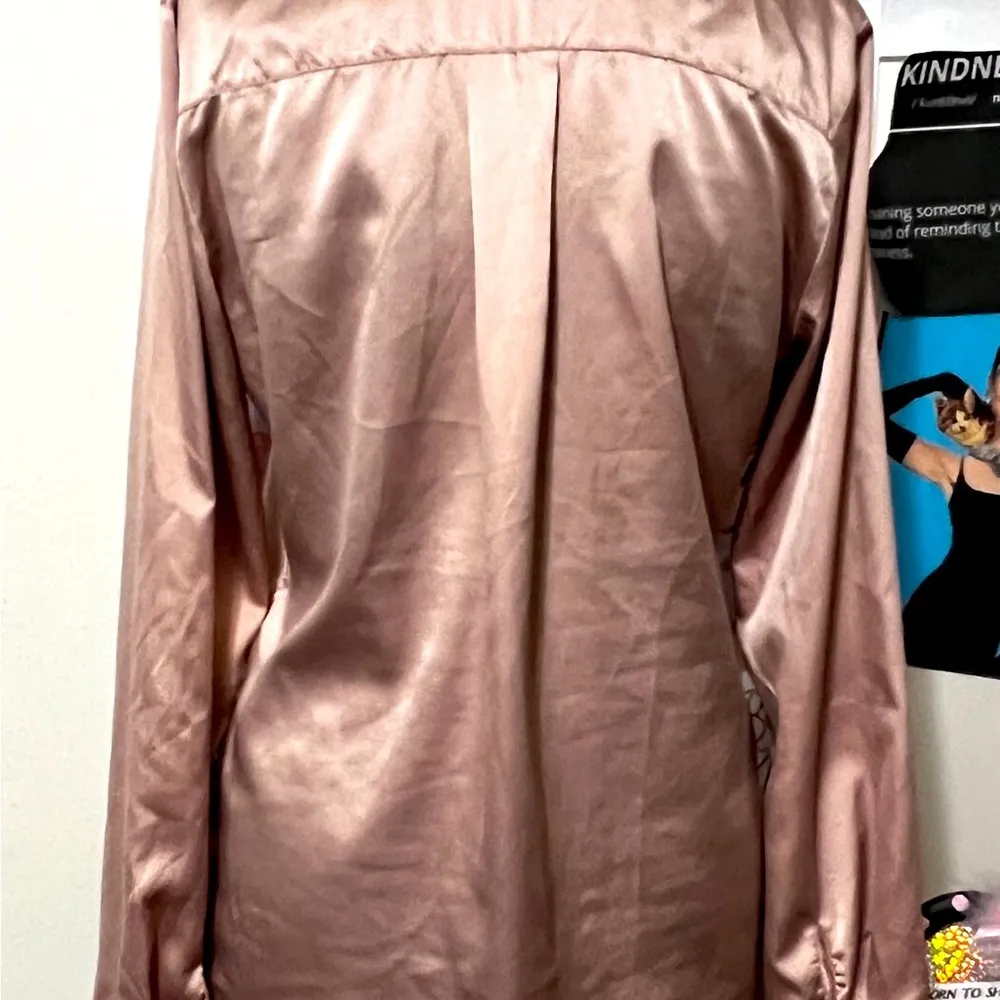 Almost Famous light pink button top medium - Image 8