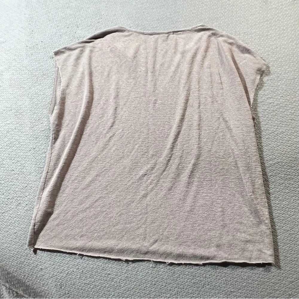 Project Social T keyhole V Neck Tan Beige Raw Hem Relaxed Fit Top Size Large EUC - Image 5