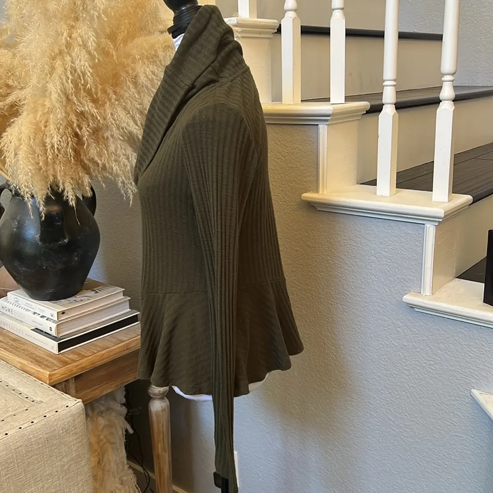 Maeve by Anthropologie Winterscape Olive Green Cowl Neck Peplum Sweater Top SZ S - Image 5