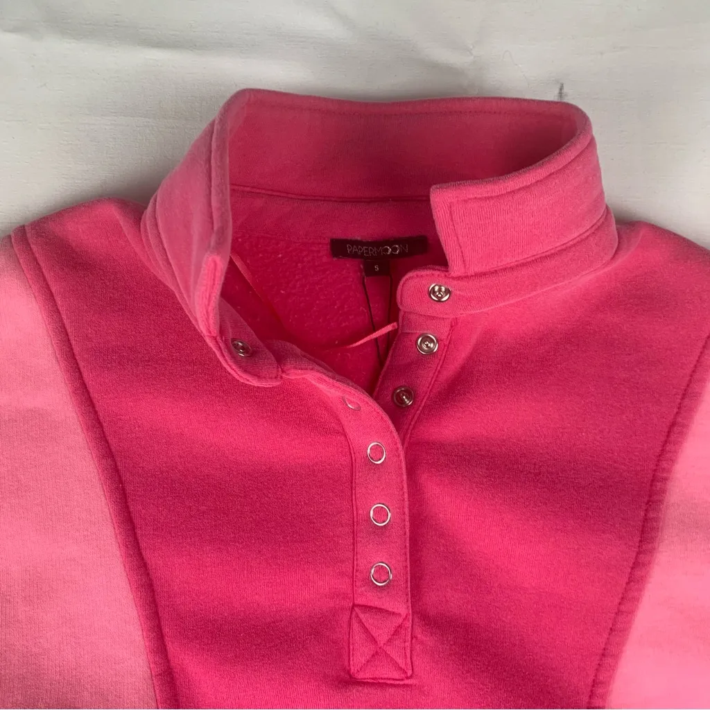 Papermoon size small pink multi tone flawed Fuchsia Pullover 1/4 button - Image 6
