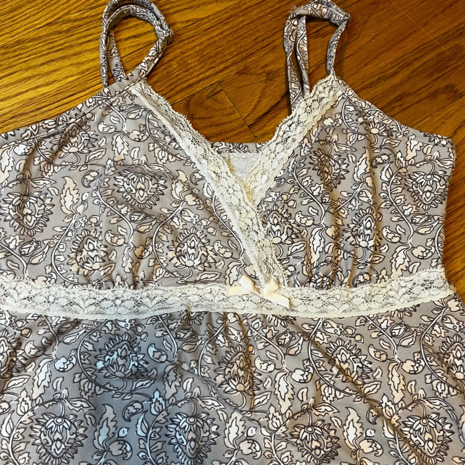 Womens Pajama Set Camisole Shorts Floral Lace Trim Sleepwear Size M Gray Size M - Image 4
