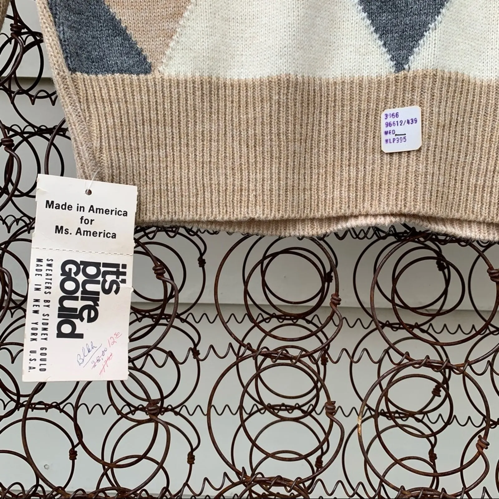 Vintage 50s Deadstock It’s Pure Gould argyle diamond sweater SMALL? Tan - Image 2