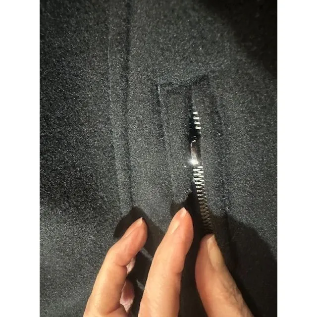 Liz Claiborne Classic Black Wool Blend Coat with Zip‎ Pockets Red Lining Size 14 - Image 7