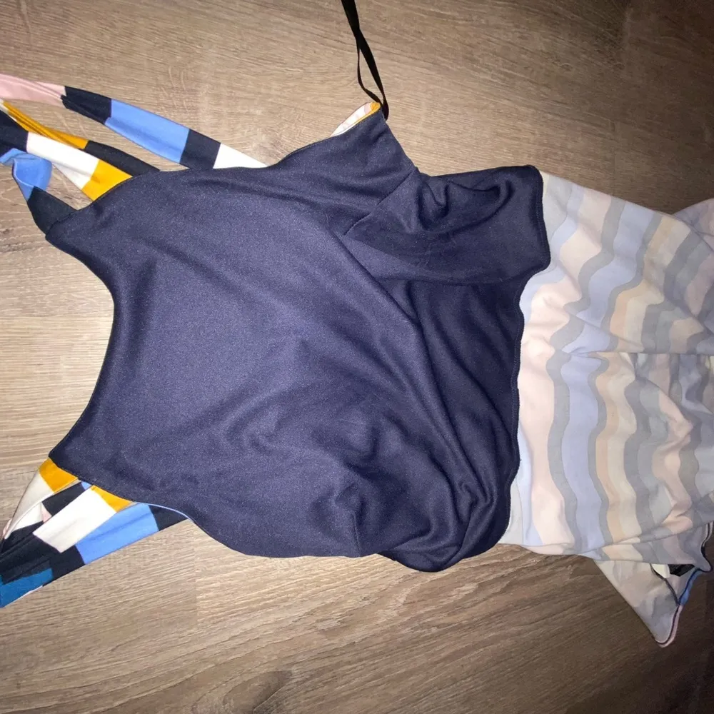 IZ Byer Halter Above The Knee Striped dress size XL (junior) - Image 8