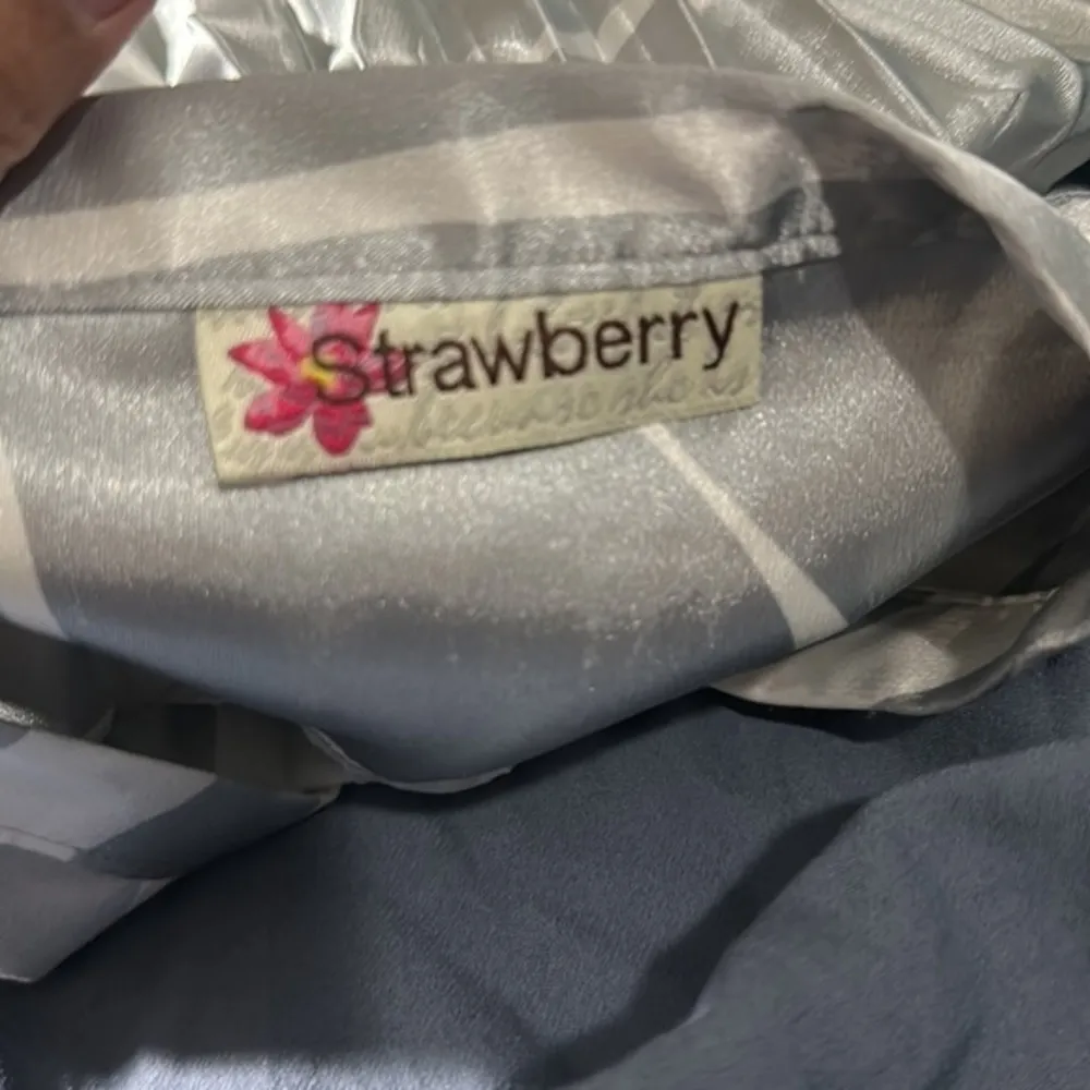 Strawberry Because She Is Silver Skirt Flowy Pleated A - Image 3