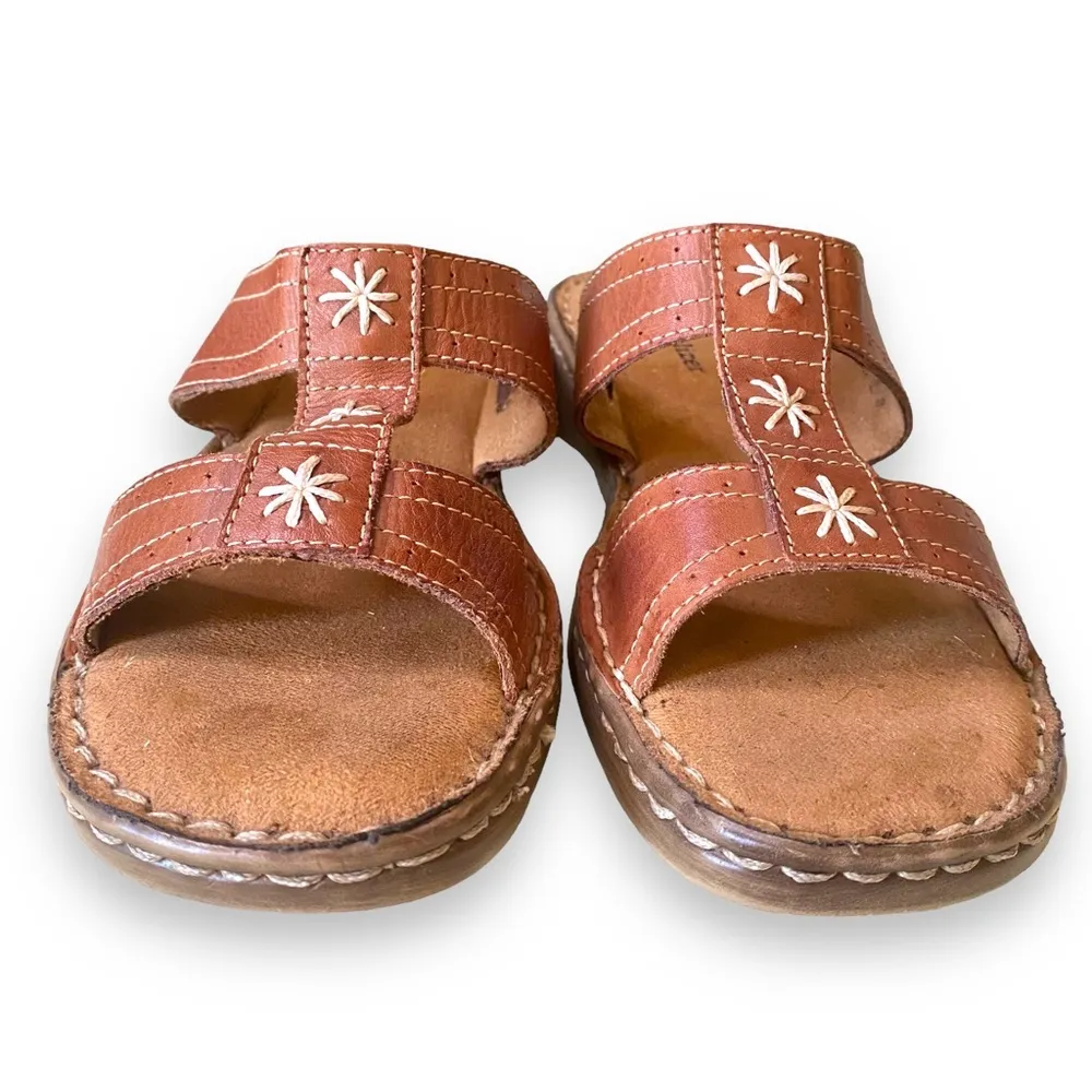 Naturalizer Leather Slip On Sandals Brown Size 7.5 - Image 3