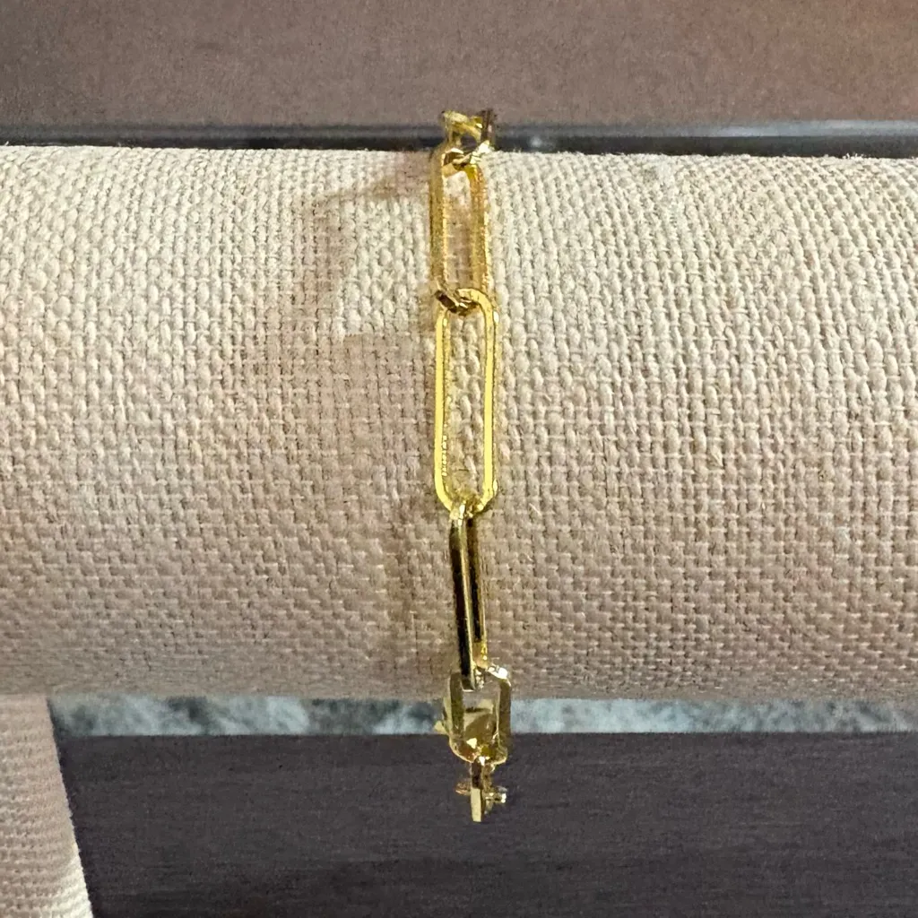 Gold Paperclip Chain Link Bracelet - Image 2