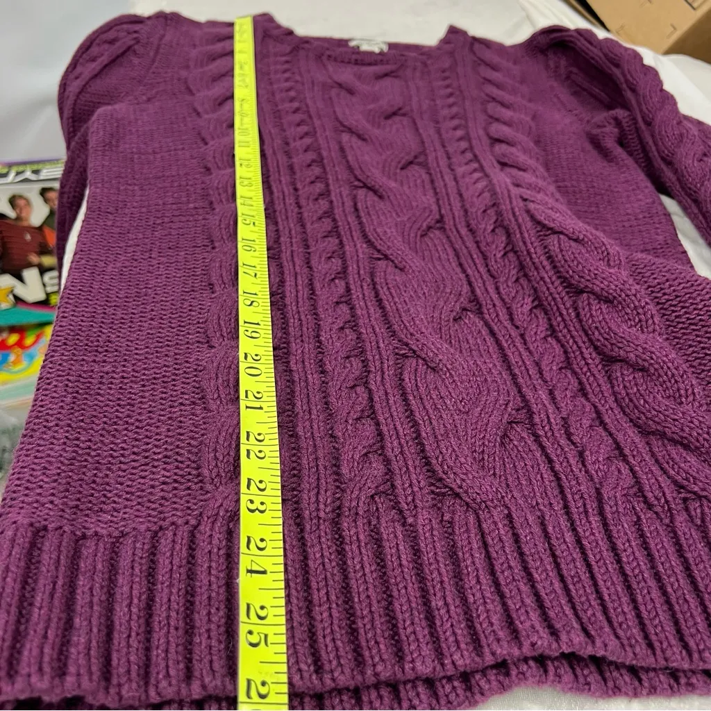 L.L BEAN SWEATER M double cable crewneck chunky knit fisherman eggplant Purple Size M - Image 4