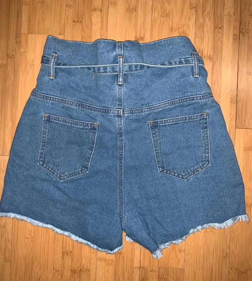 SheIn Paperbag Shorts - Image 2