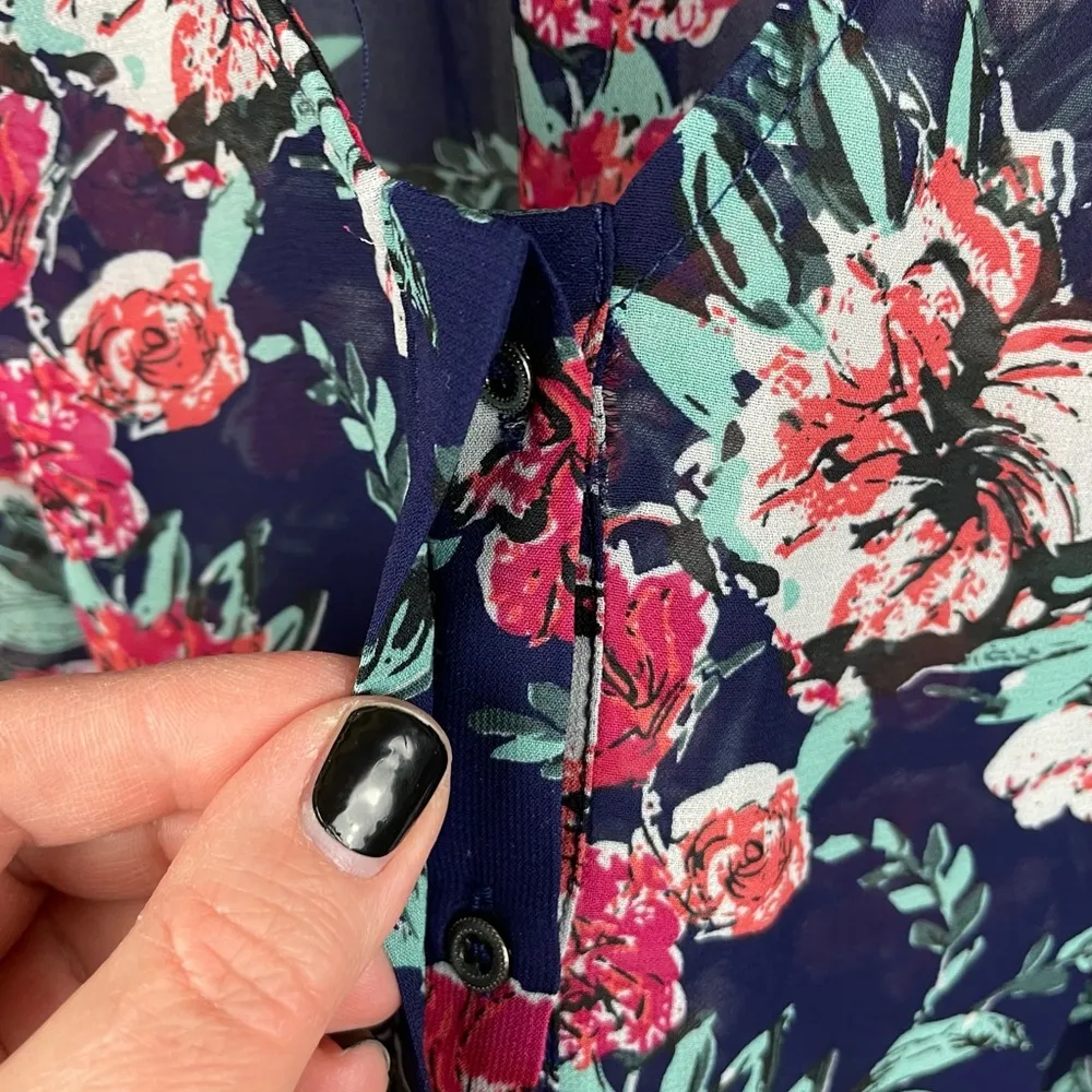 Skies Are Blue Mayven V-Neck Blouse Women's Size XL Navy Blue Pink Floral Sheer - Image 6