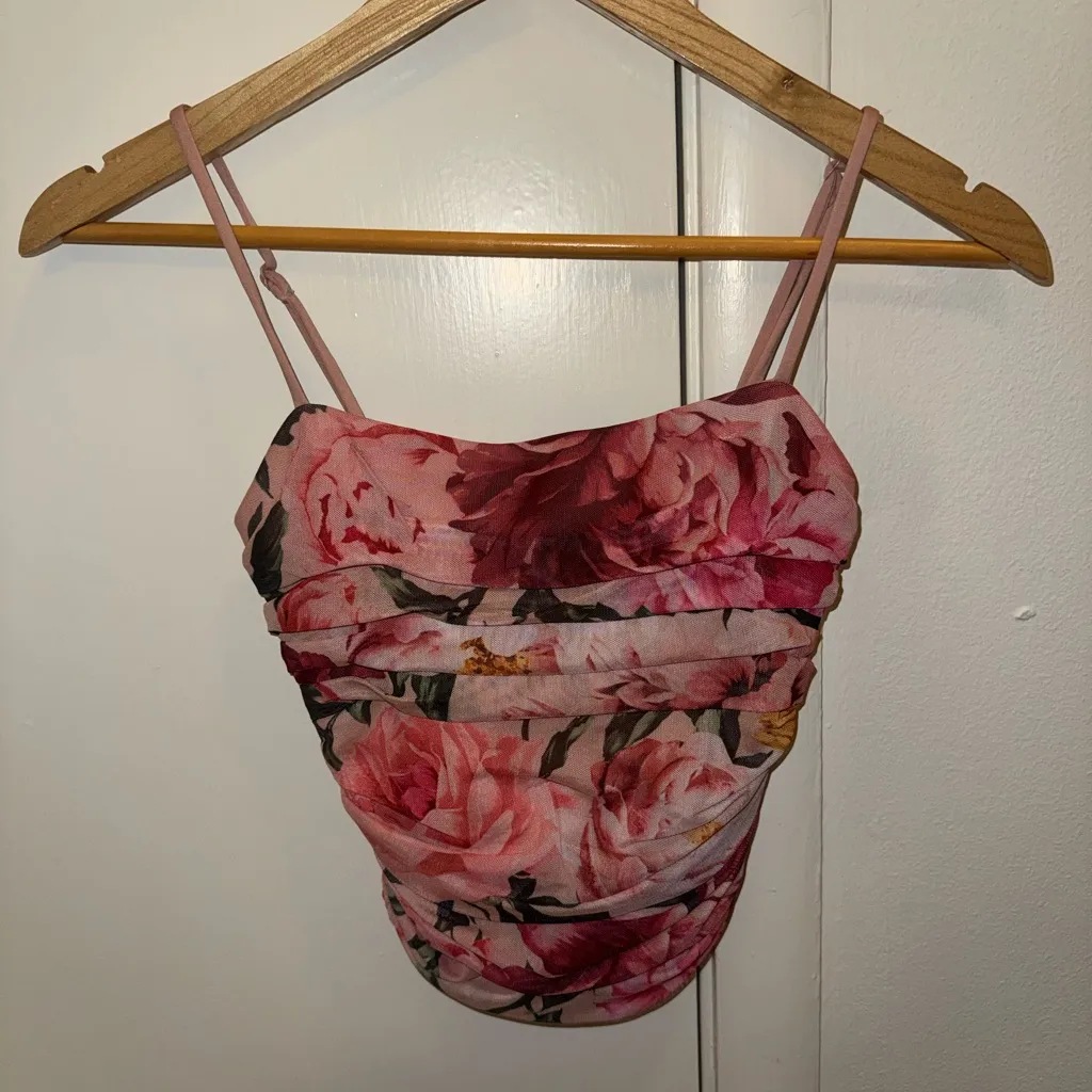 Express Body Contour Floral Tank Top – Size Small - Image 2