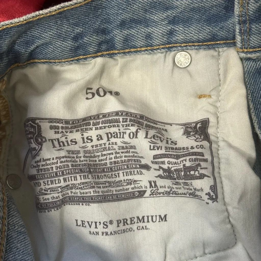 Levi’s Women’s 501 High Waisted Distressed Denim Shorts Medium Wash 28” waist - Image 10