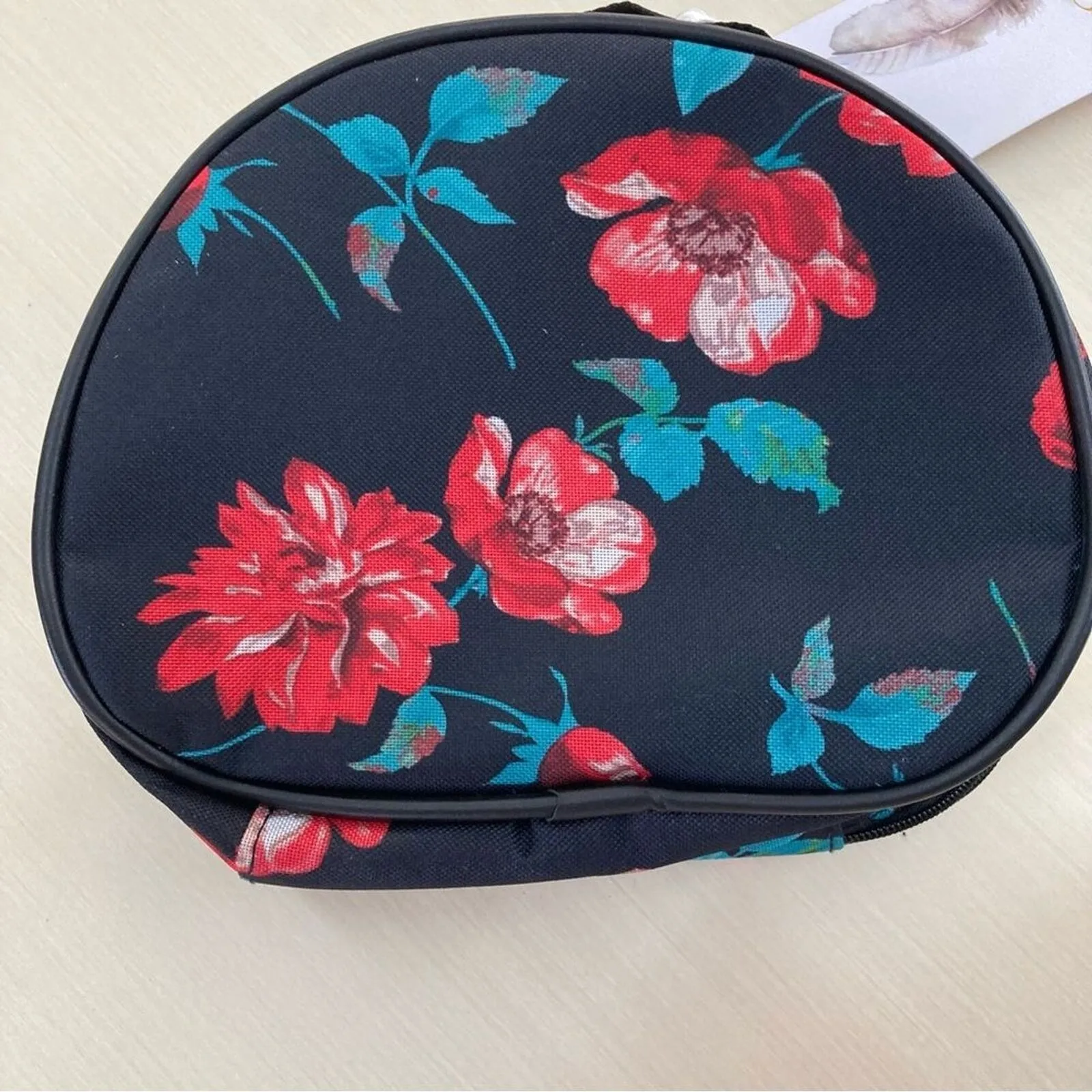 New Jessica Simpson Makeup Bag Travel Black Red Floral Carry‎ On West Coast - Image 2