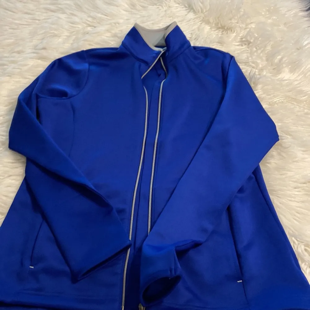 ANTIGUA Women Jacket beautiful blue color with from zipper BNWOT  size M - Image 13