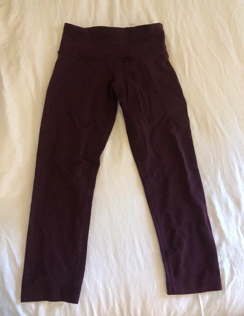 Lululemon Burgundy Wunder Under Crop - Image 2