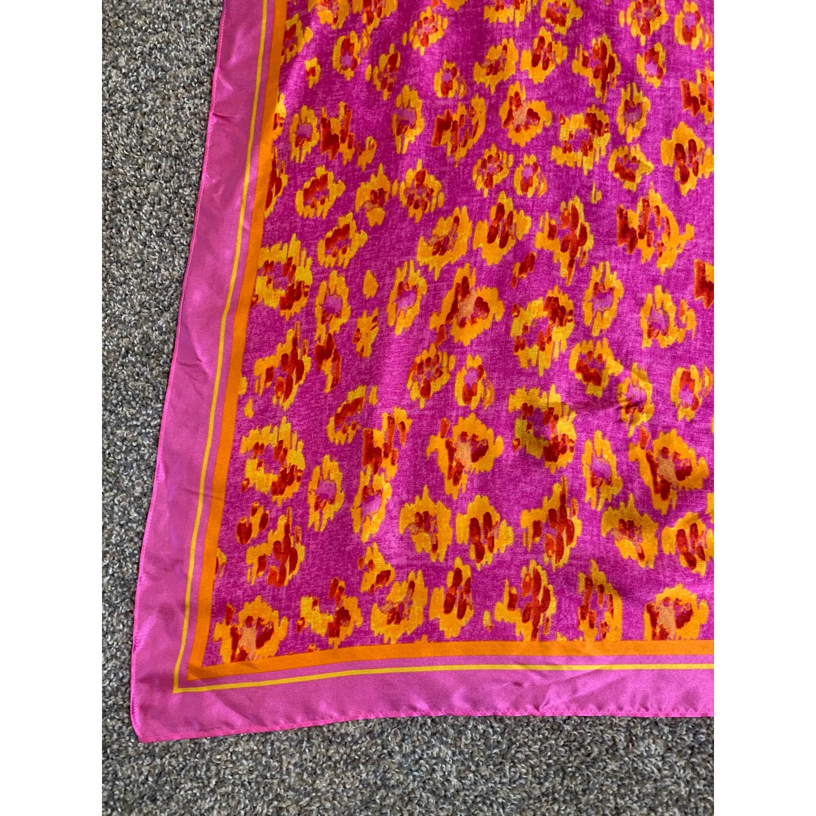 100% Silk Pink Orange Yellow Flamestitch Floral Scarf 35 x 36" - Image 5