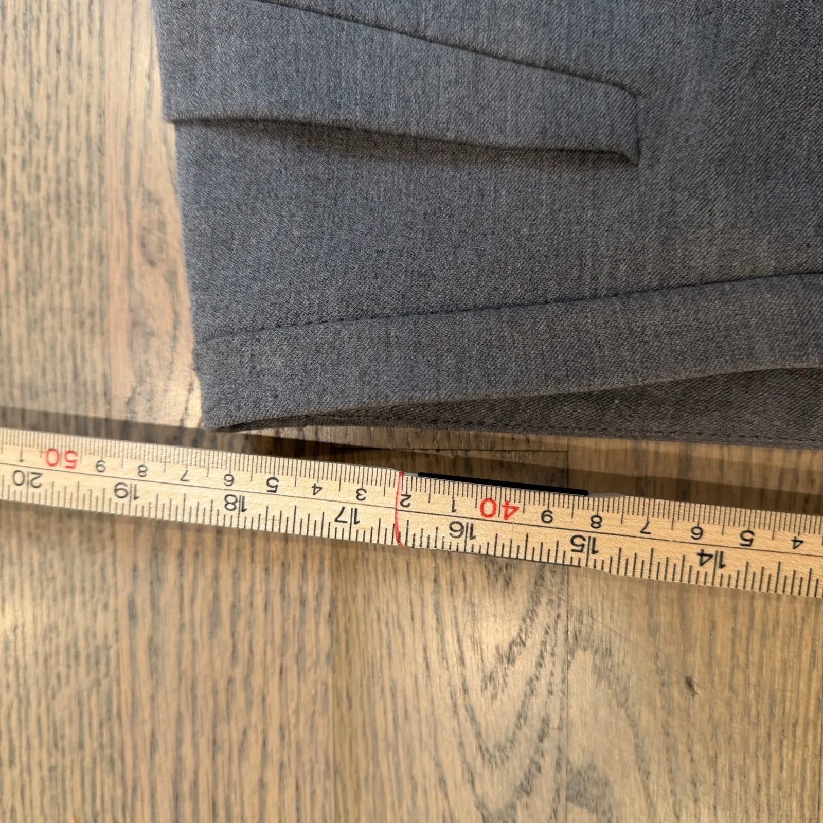 Chico's Women's Gray Flat Front Dress Pants Size 2 (12 US) Short - Image 4