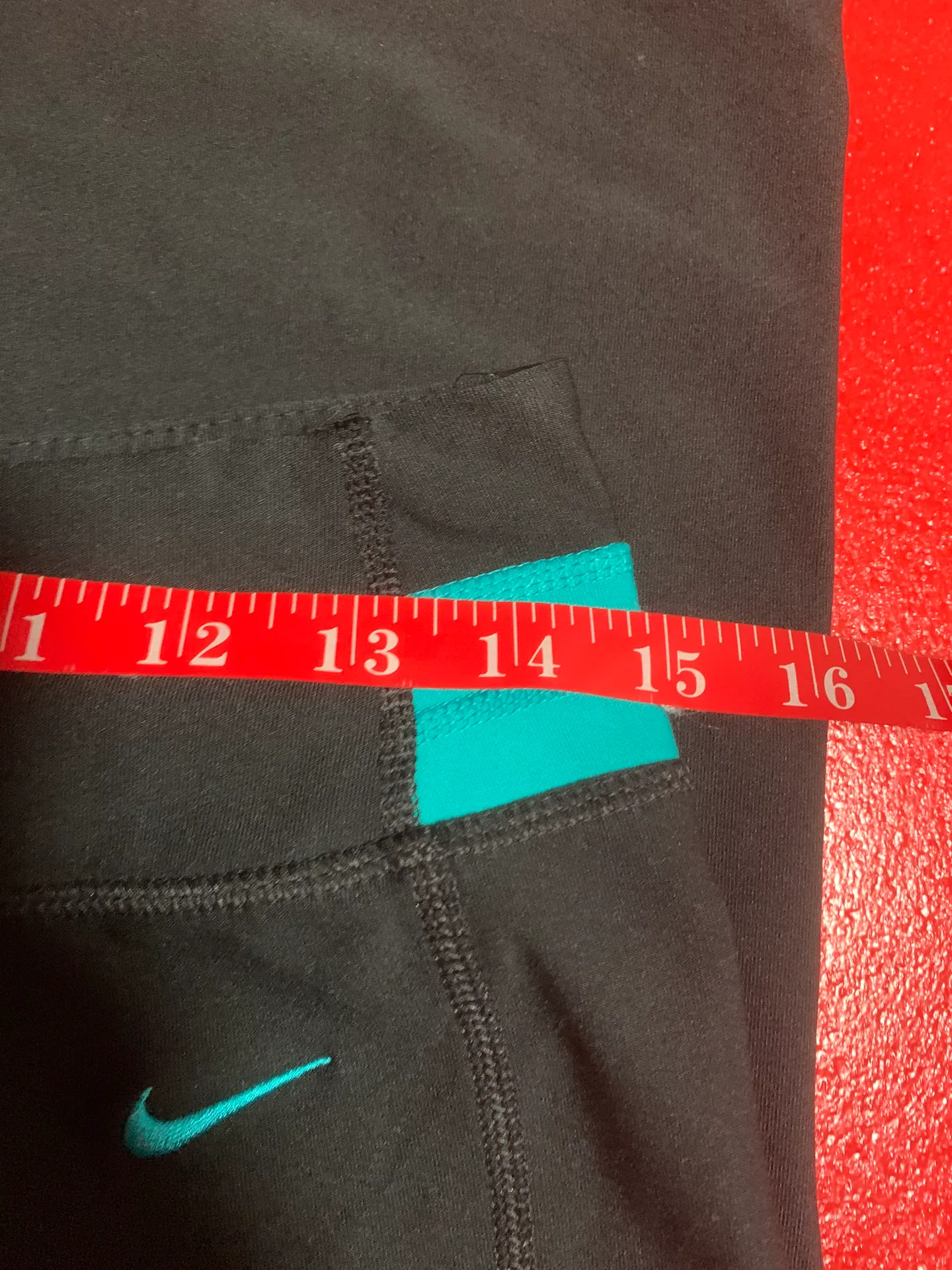 Dri-Fit cropped workout pants black size S - Image 5