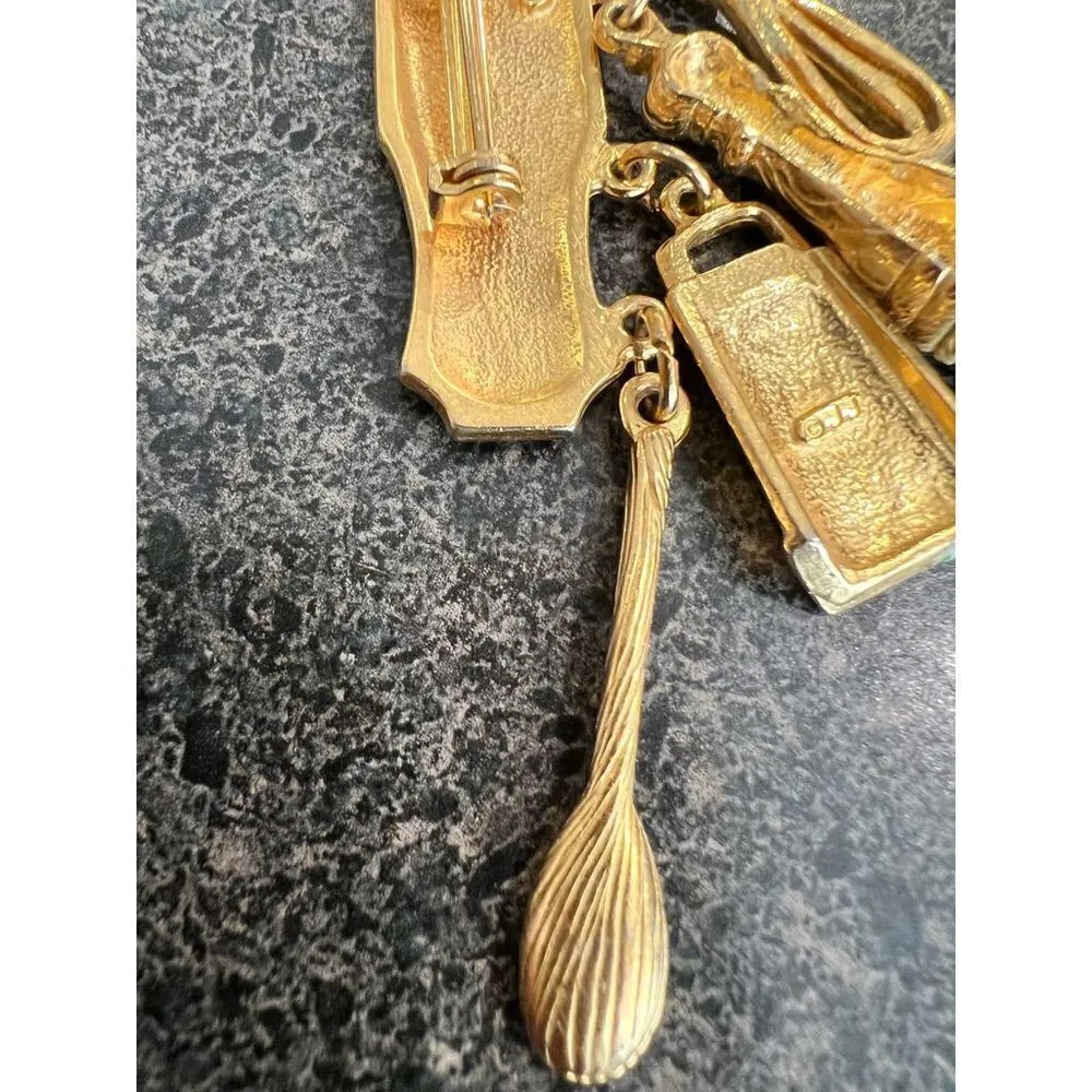 80s Le Chef Brooch With Cooking Theme Dangles Gold - Image 6