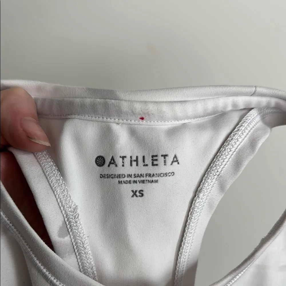 Athleta Crop Top Size XS - Image 2
