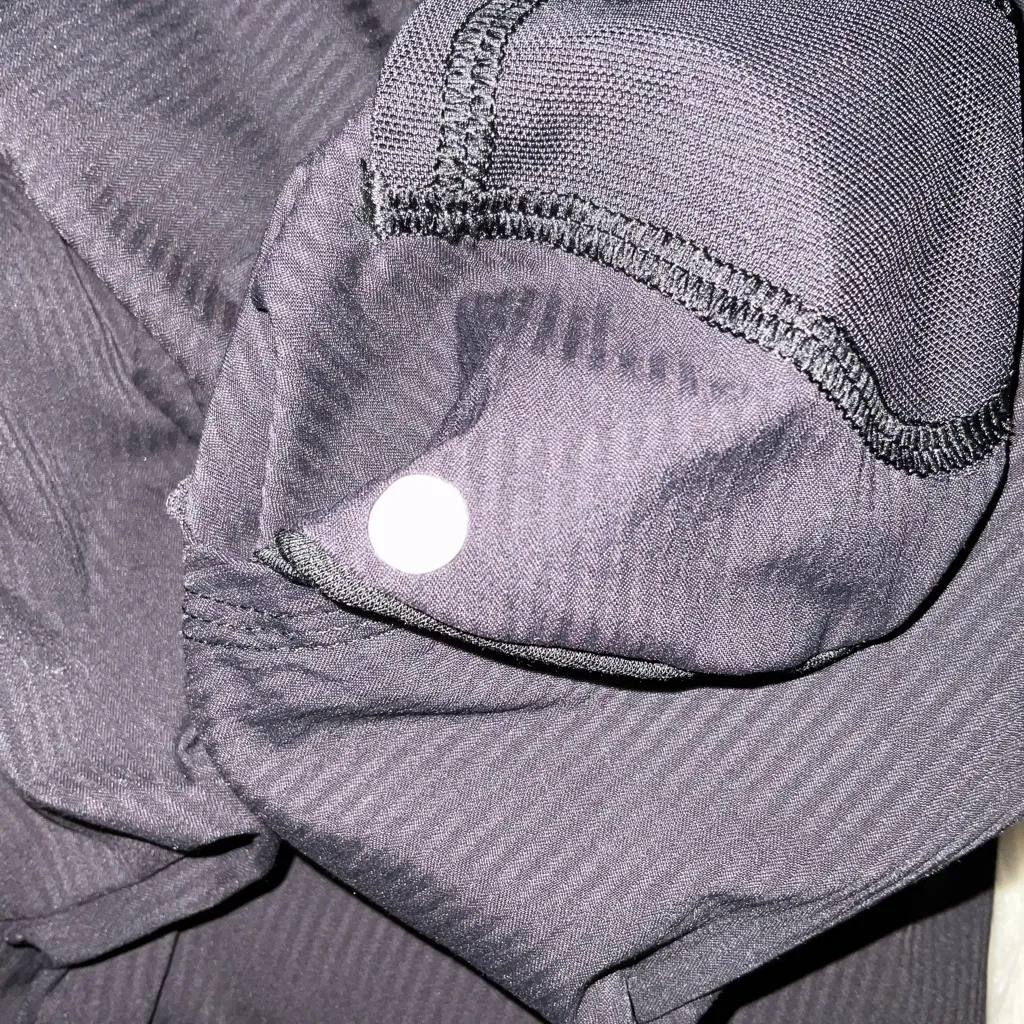 Lululemon High Rise Drawstring Cropped Joggers Size 4 Black - Image 3