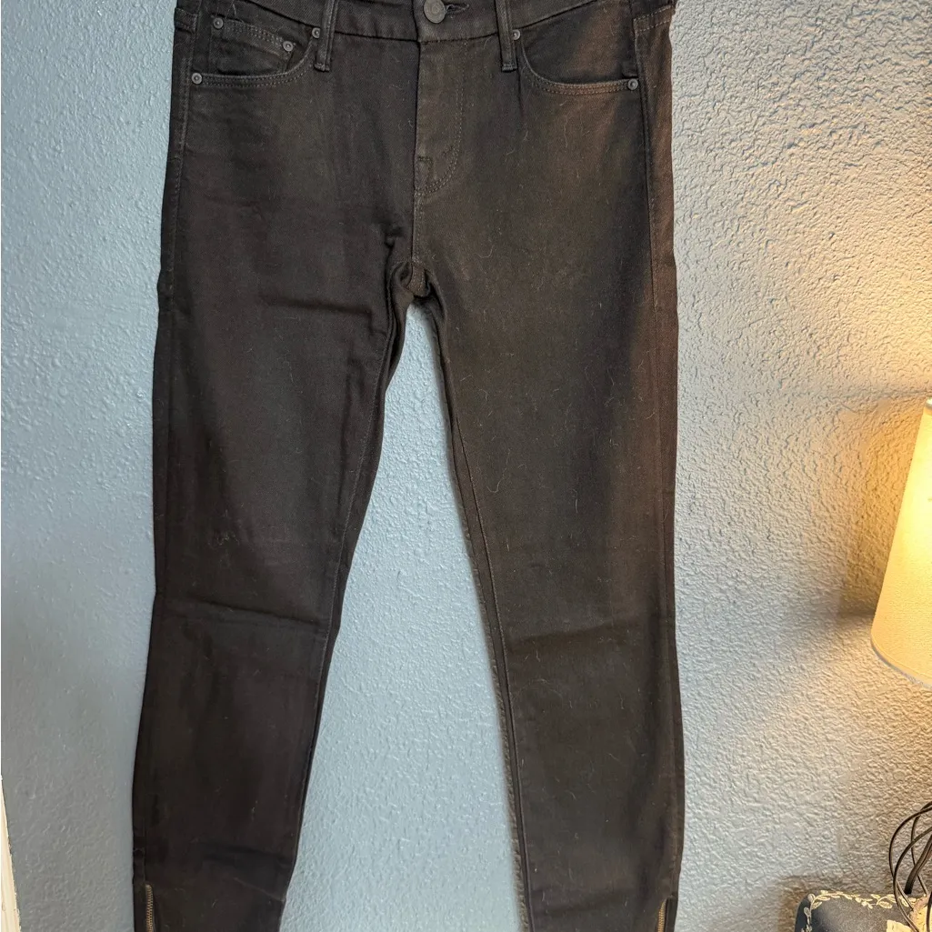 Mother The Looker Ankle Zip in the color A Model Spy Size24 Black Size 24 - Image 4