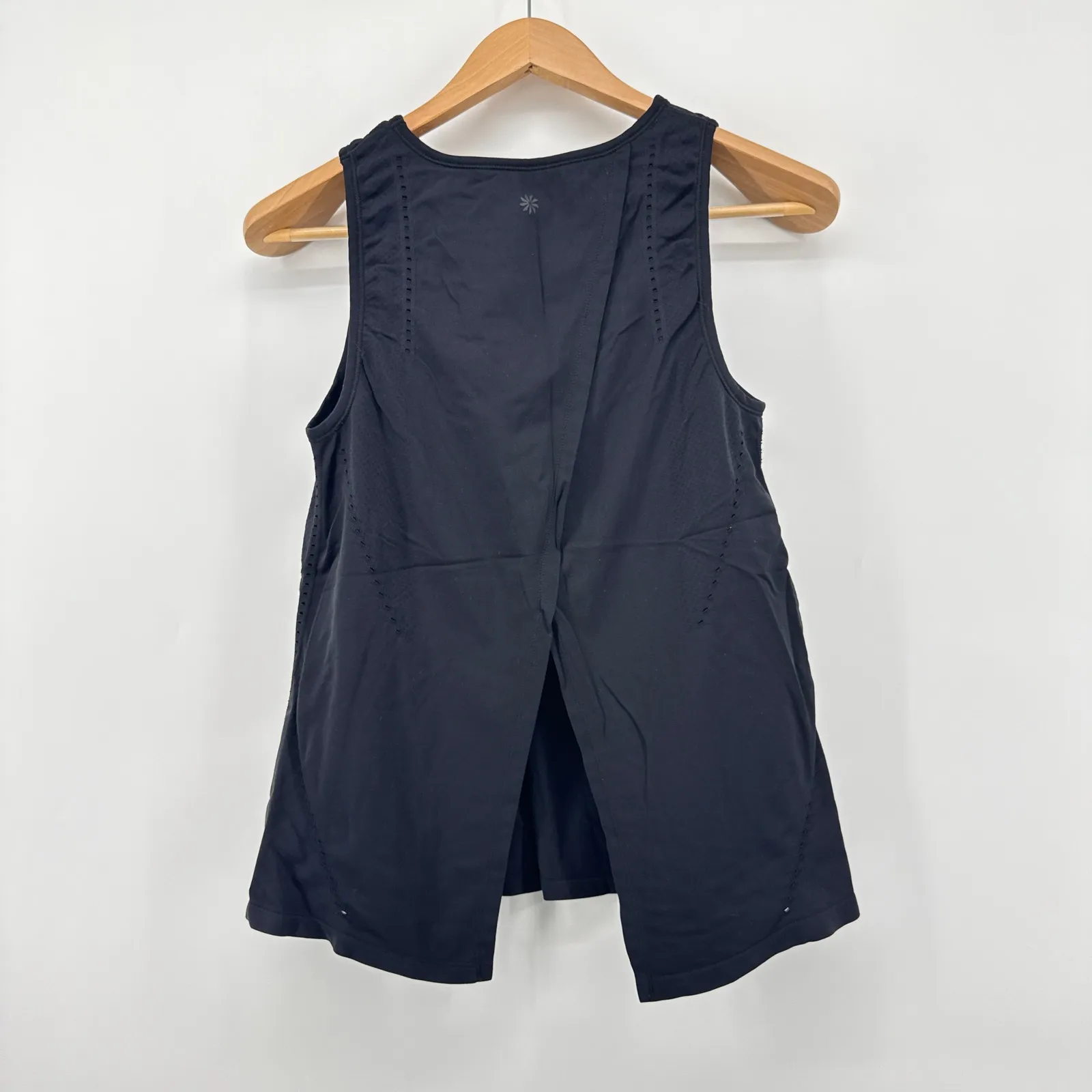 Athleta Black Split Back Perforated Tank Top Sleeveless Workout Activewear Small - Image 5