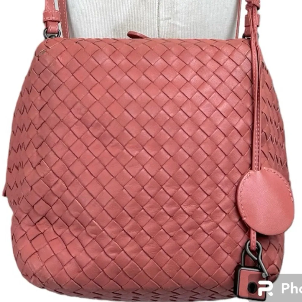 FREE WALLET🔥BOTTEGA VENETA Intrecciato Shoulder Cross Bag Leather Salmon - Image 3