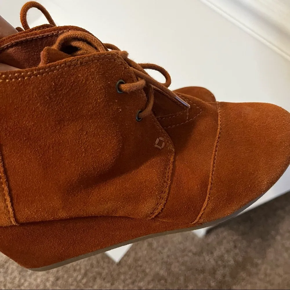 Toms Desert Wedge Suede Lace Up Ankle Boots 8.5 - Image 5